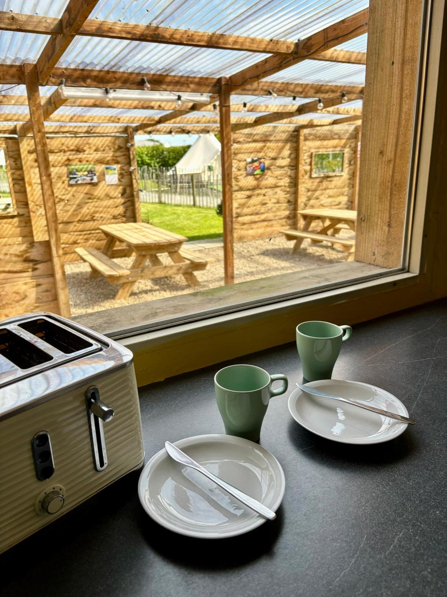 Holiday park Carrowmena School House & Glamping