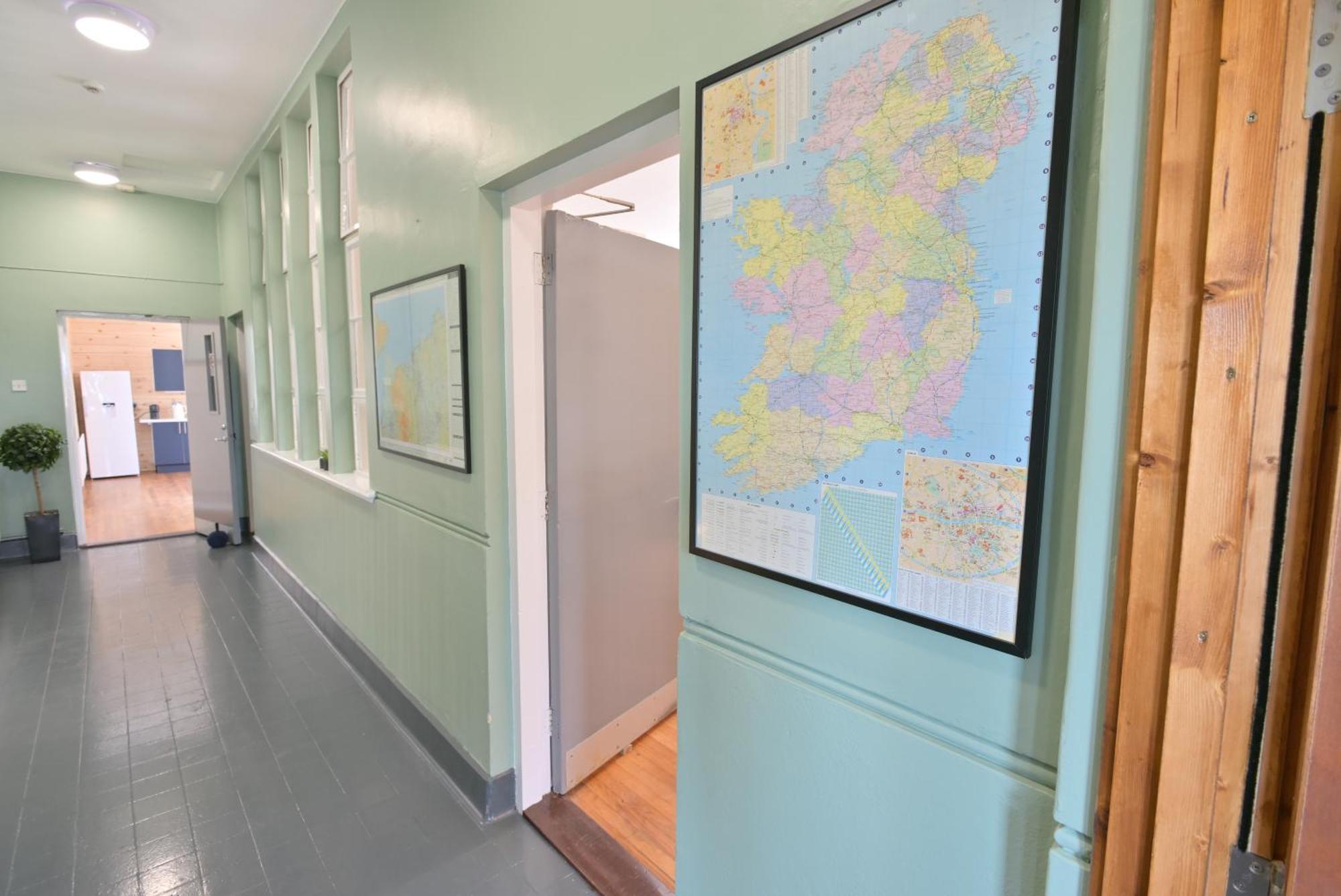 Carrowmena School House & Glamping